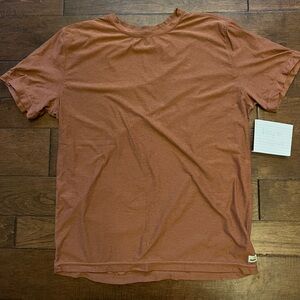 Vuori Men's Short Sleeve Tee